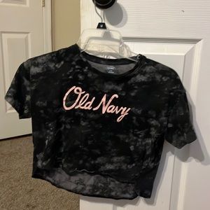 black and pink old navy shirt crop size medium 8